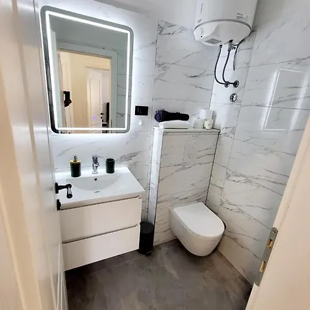 Apartment Irena *
